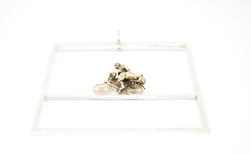 equilibrismi contemporary handmade jewelry pendant